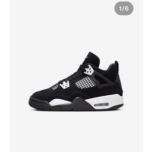 Air Jordan 4 Retro "White Thunder" sneakers size 7.5